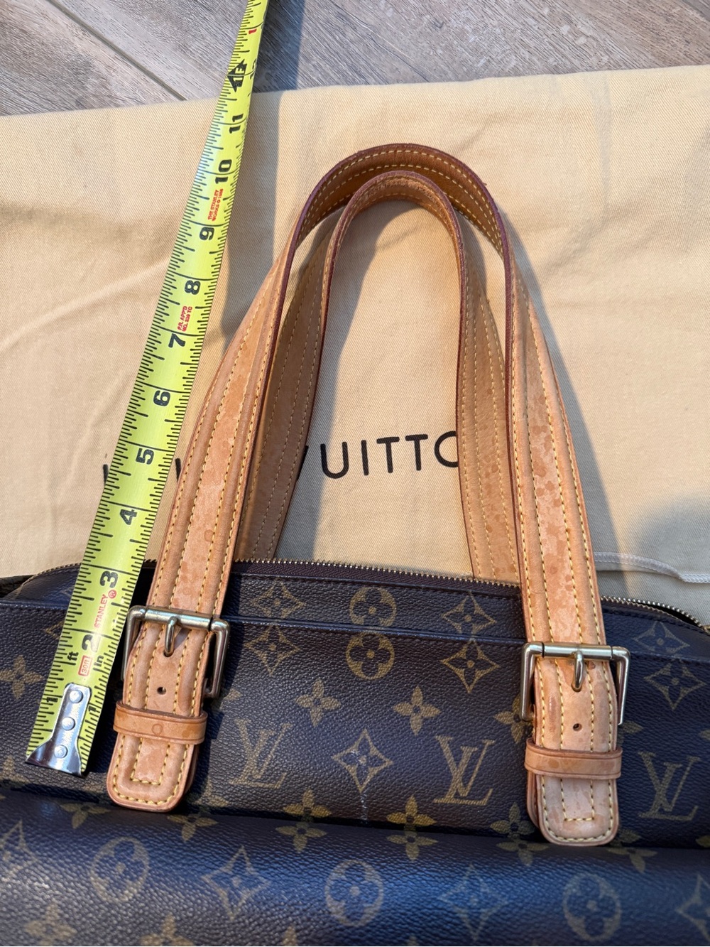 Louis Vuitton Monogram Tote with Natural Leather Trim, Authentic - Picture 13 of 13